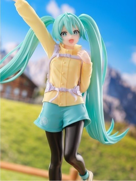 BANPRESTO HATSUNE MIKU HOLIDAY MEMORIES - MOUNTAIN CLIMBING