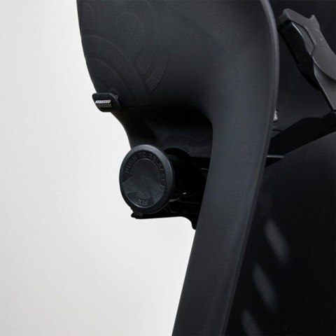 URBAN IKI Tylny fotelik na ramę U-me kolor BLACK/BLACK