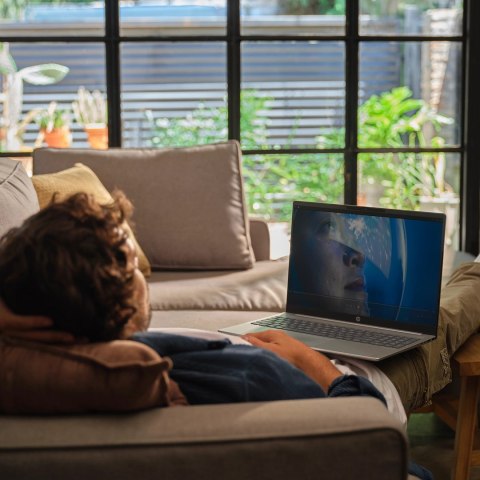 HP Pavilion 16-af0075nw Ultra 5 125U 16,0"WUXGA AG IPS 300nits 16GB DDR5 SSD512 Integrated Graphics Cam1080p NoOS 2Y Natural Sil