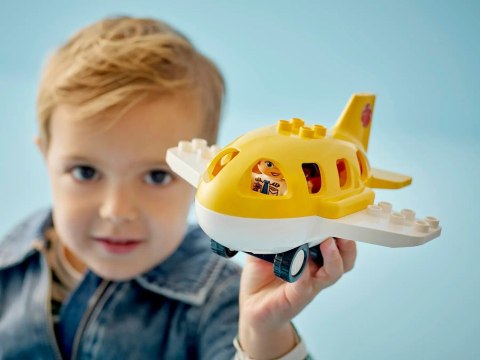 LEGO DUPLO 10443 FIRST TIME AT THE AIRPORT