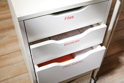 DYMO D1 - Standard Etykiety - Czerwony na białym - 12mm x 7m