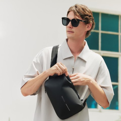 Saszetka XD DESIGN Urban Water Resistant Sling Black P706.2701