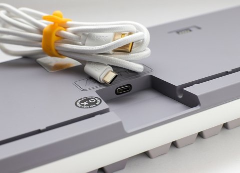 Ducky One 3 TKL klawiatura Gaming USB Srebrny