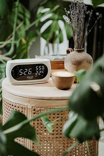 Budzik ADLER AD 1186 white