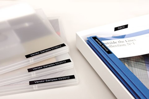 Taśma Do drukarek DYMO D1 12 mm x 7 m biały/czarny (12mm )